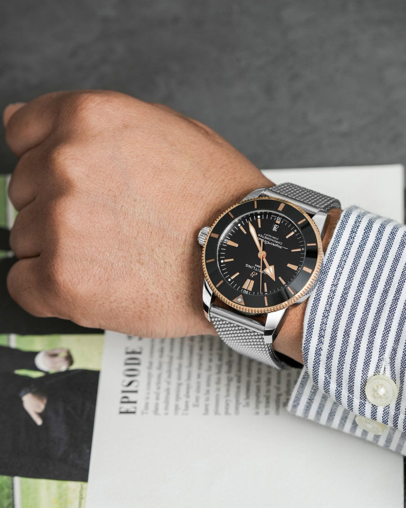 Breitling UB2030121B1A1