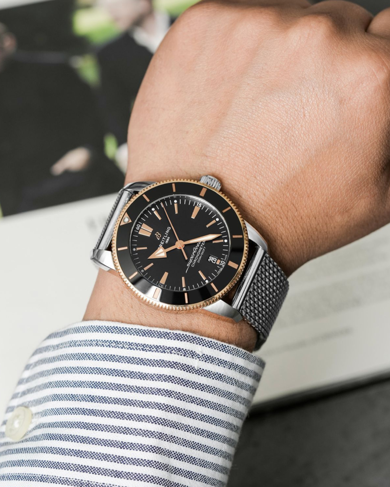 Breitling UB2030121B1A1