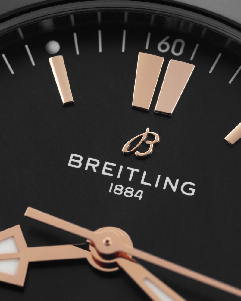Breitling UB2030121B1A1