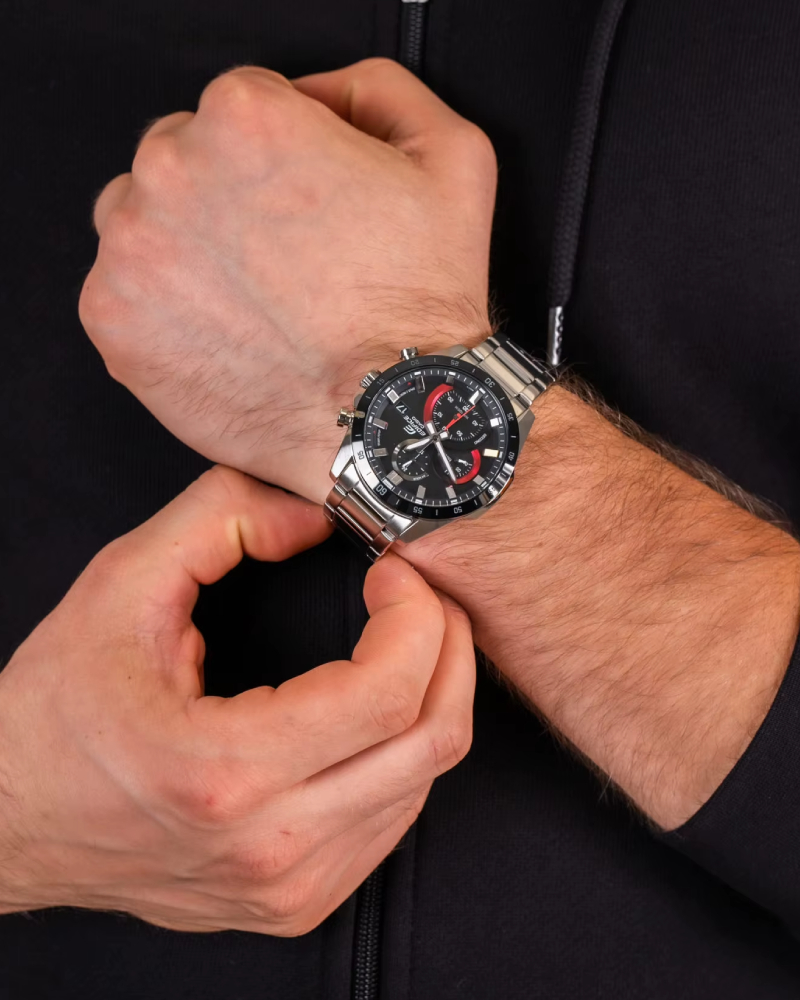 Casio EFR-571DB-1A1VUEF