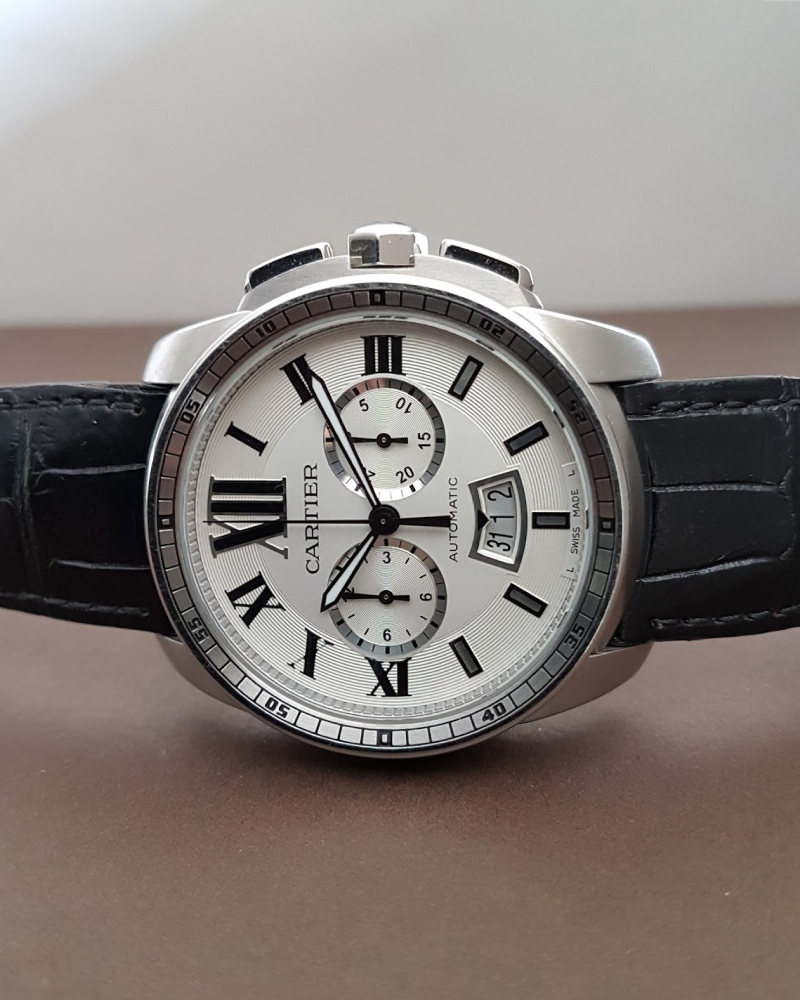 Часы  Calibre de Cartier
