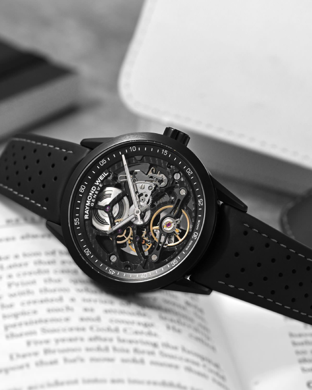 Часы Raymond Weil 2785-BKR-20000