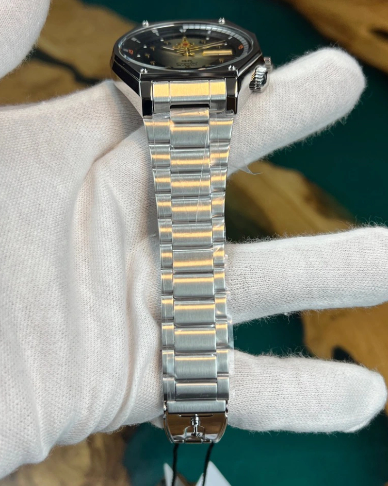 ORIENT RA-AA0B01G19B