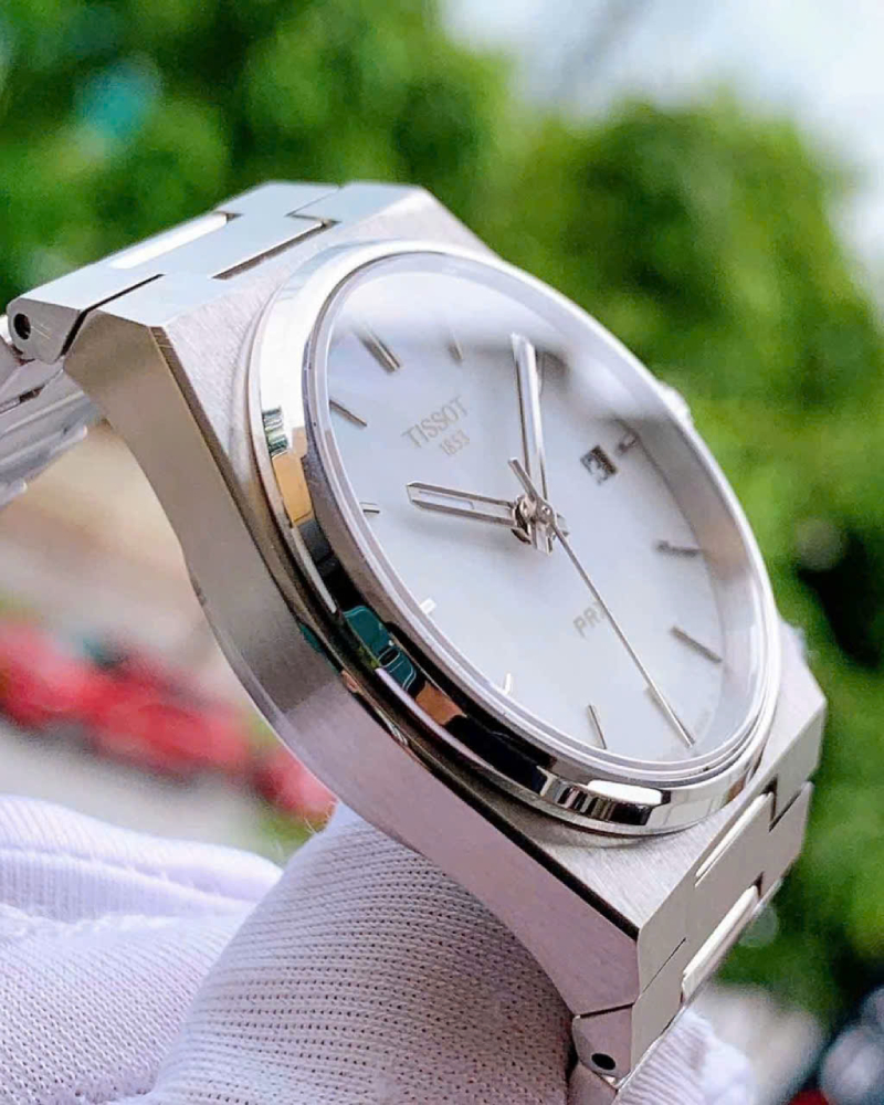 Tissot PRX T1372101111100
