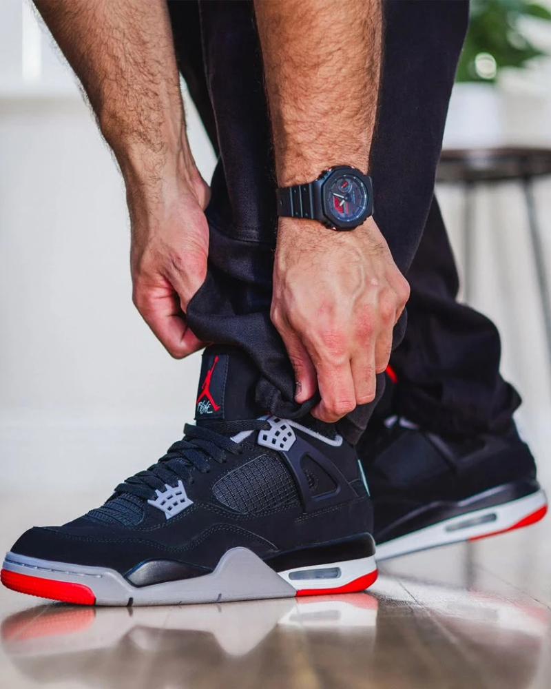 Casio GA-B2100BBR-1A